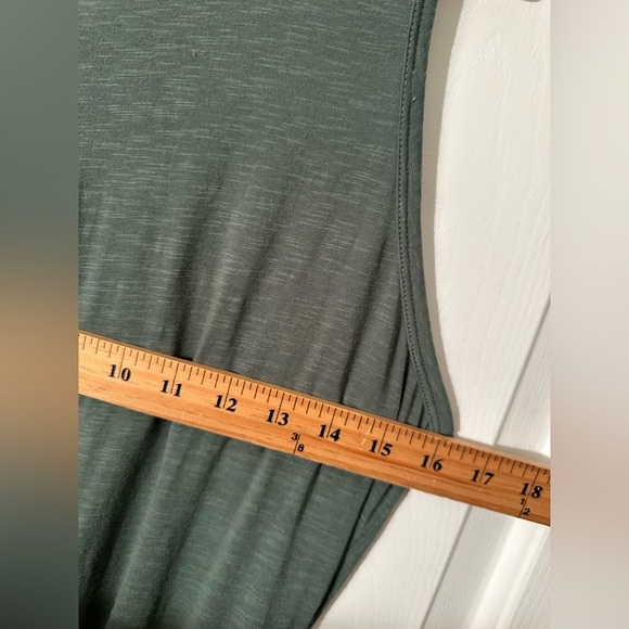 SUNDRY | EVEREVE 2 MED Pine Green Racerback Ruched Tank Dress CLEAN MADE IN USA - Picture 9 of 10